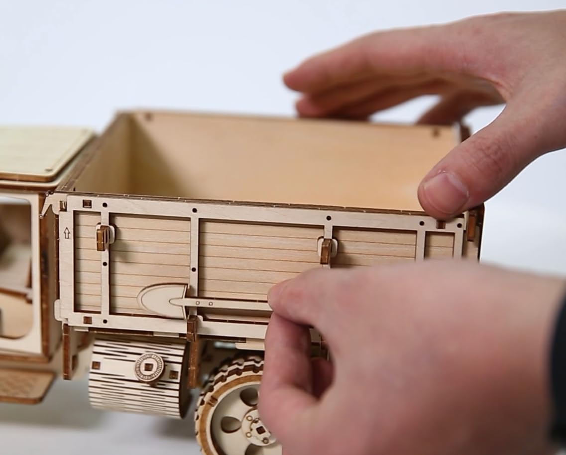 Hallisun 3D Wooden Truck Puzzle, 3D Wooden Puzzle for Adults, DIY Assembly Mechanical Truck Building Kit, Handicraft Wood Car Craft, Birthday for Hobbyist Collectors Family Women Men Age 14+, 246 pcs