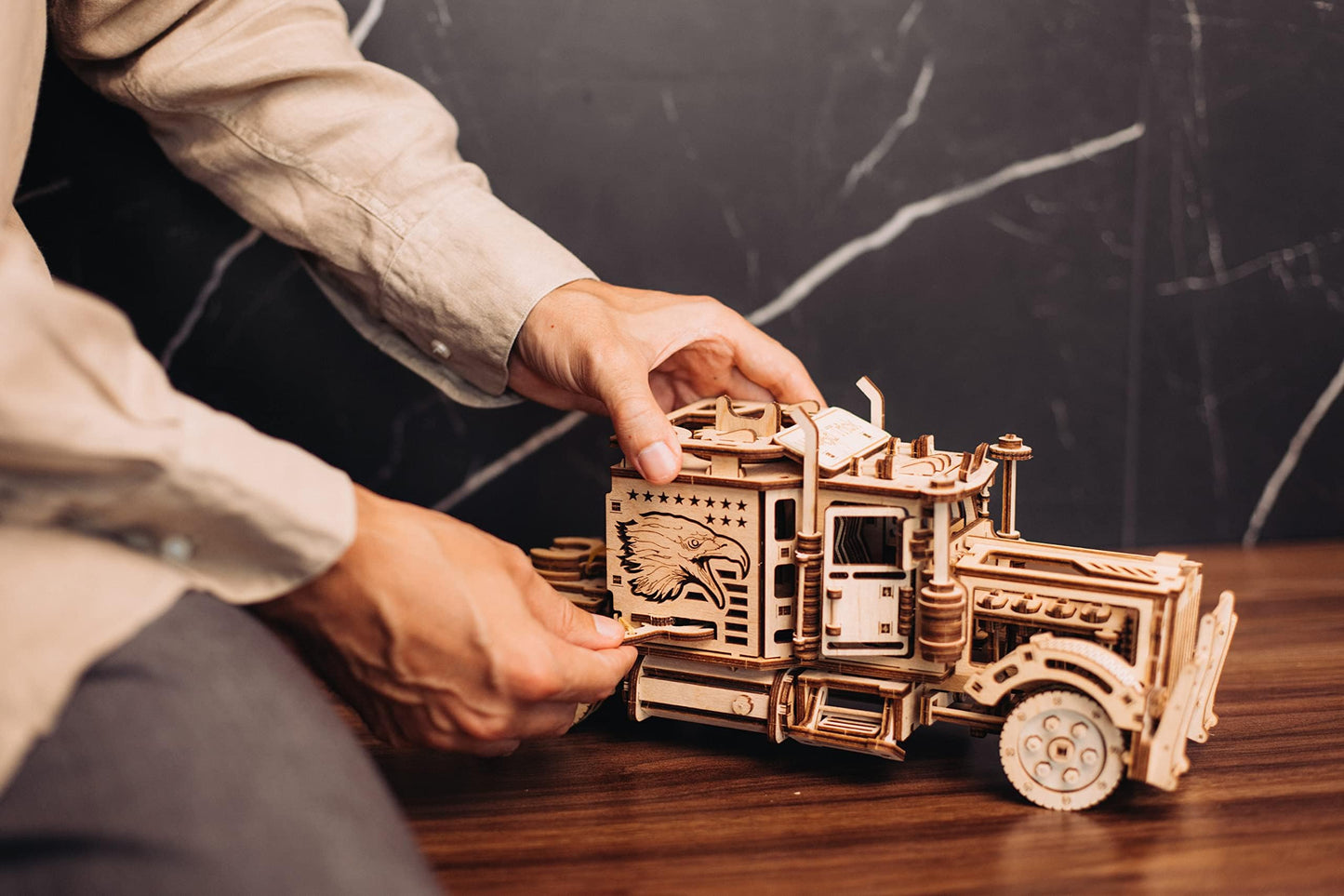 Wood Trick Big Rig Truck Car 3D Wooden Puzzles for Adults to Build - Rides up to 6ft - 14x6″ - Realistic Semi Truck - Wooden Models Engineering DIY Project Mechanical Wood 3D Puzzles Kits