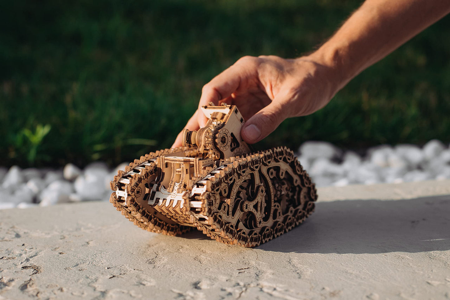 Wood Trick Steam Tank 3D Wooden Puzzles for Adults and Kids to Build - Rides up to 8 ft - Engineering DIY Mechanical Wood Model Kit