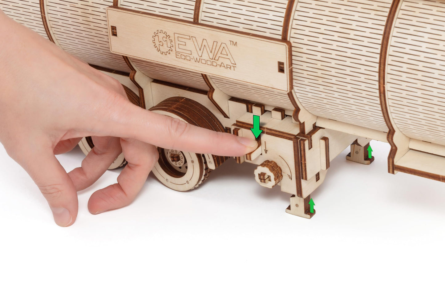 DIY Wooden 3D Mechanical Model - Set Road King - Spring-Powered Mechanism - No Glue Needed - Top-Grade Plywood (Tank Semitrailer)