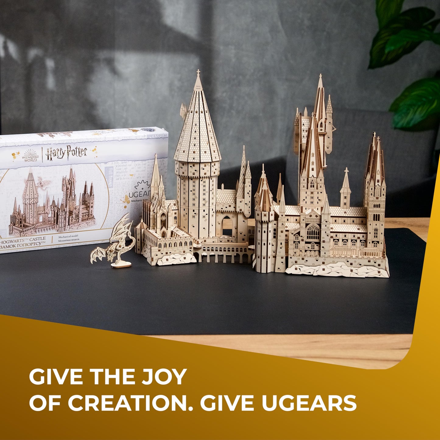 Ugears Harry Potter Hogwarts Castle 3D Wooden Puzzles for Adults - Harry Potter Castle Wooden Model Kits for Adults to Build, Mechanical Wood Puzzles Adult Building Sets, Hobby Kit, 3D Puzzle